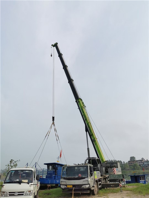 张家川桥梁建设吊装案例