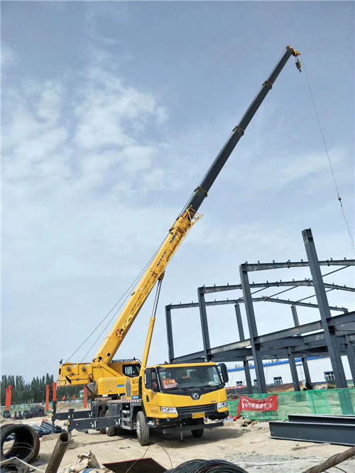 张家川超高层建筑钢结构吊装案例